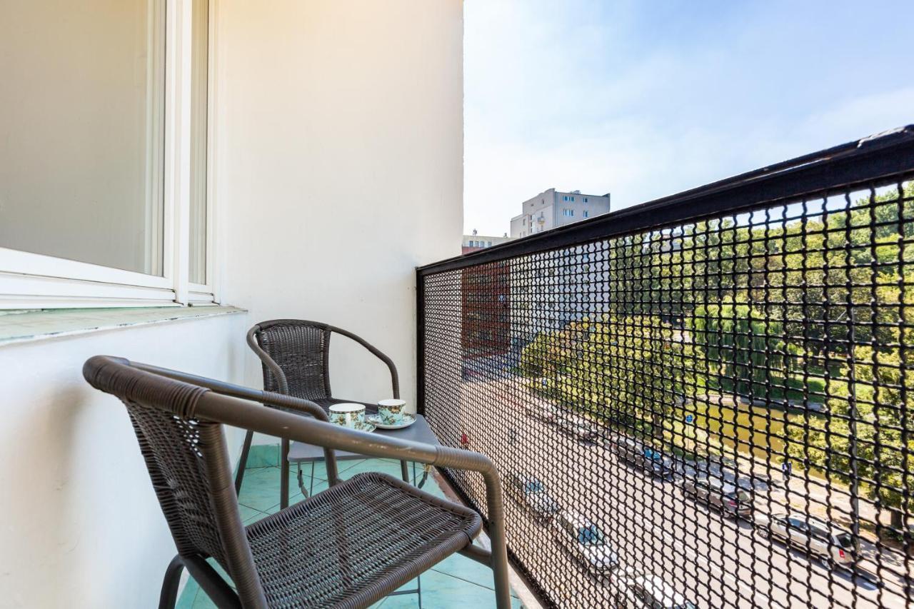 Apartment Browarna By Renters